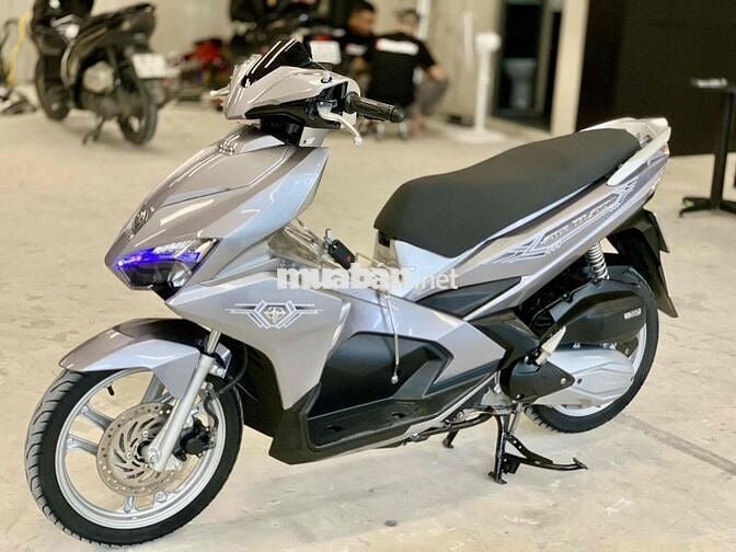 🔥Honda Air Blade 125 2018 BSTP – Màu bạc đẹp keng🔥