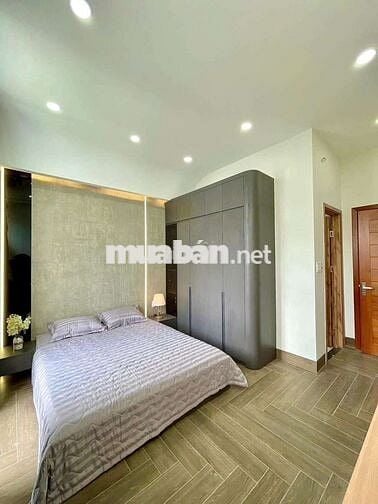 NHÀ CAO CẤP - HẺM 124 MẬU THÂN