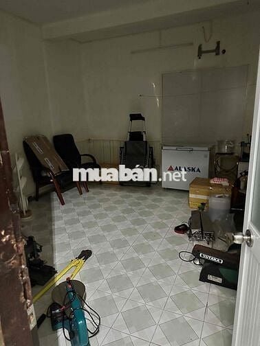 Chính chủ cho thuê mặt tiền Hùng Vương.