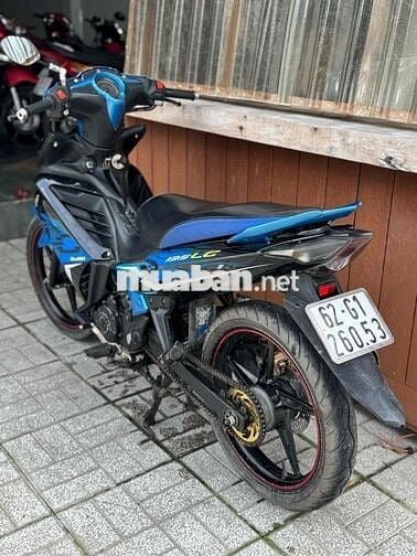 Ex 135 máy êm xe sạch sẽ