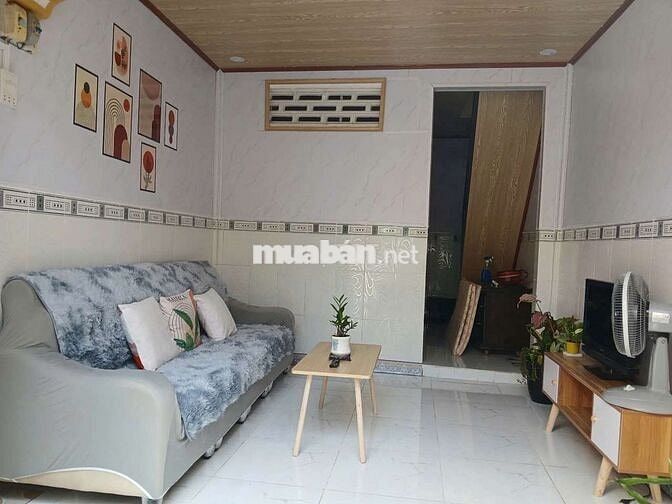 BÁN NHÀ TRỆT LẦU - CẬP VÁCH UBND Q.NK - KẾ BÊN CÔNG VIÊN & VINCOM HV