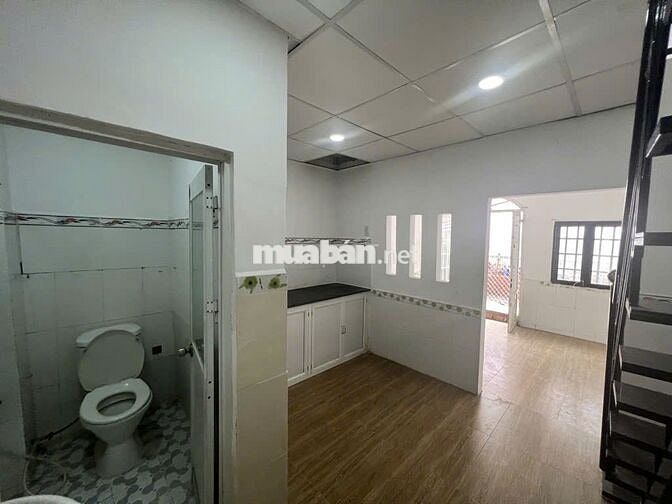 Nhà giá tốt tại Hiệp bình cách quốc lộ 13 200m kế bên chợ đầu mối