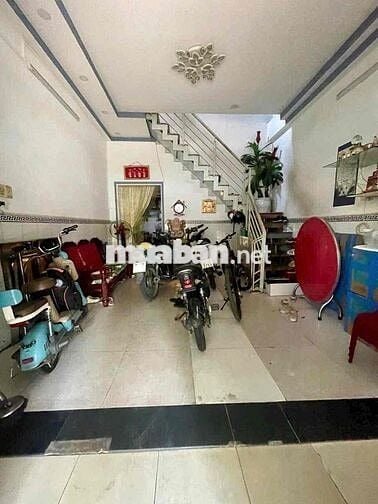 Cần thanh lí gấp căn nhà 1 tỷ 280triệu  1/ Phạm Thế Hiển gần bên bệnh