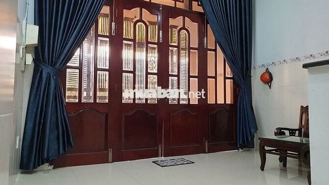 Nhà 88m2, 3PN+2máy lạnh, đường Ng.T.Kiểu, cách trường học L.V.Thọ 200m