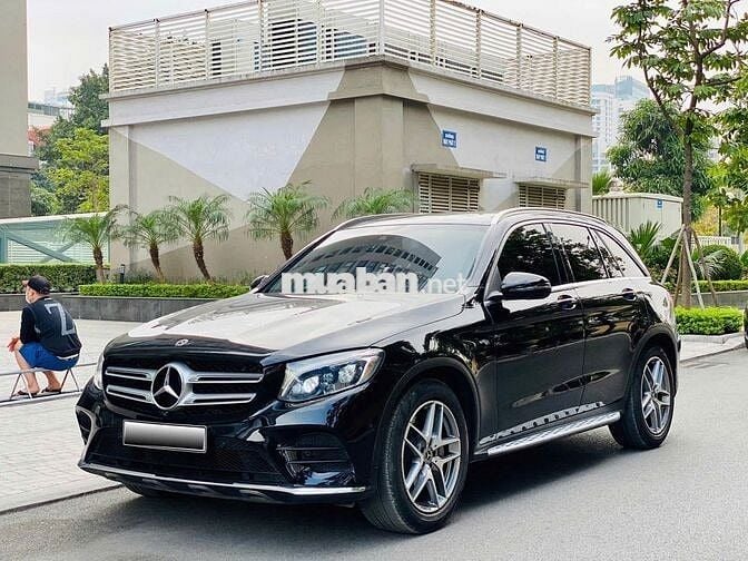 Mercedes Benz GLC300 -  sx 2018  - 5v km