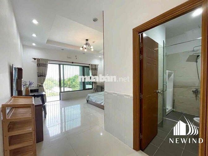 Cho Thuê Căn Hộ Studio Đường Trần Hưng Đạo Quận 5 Có ban Công