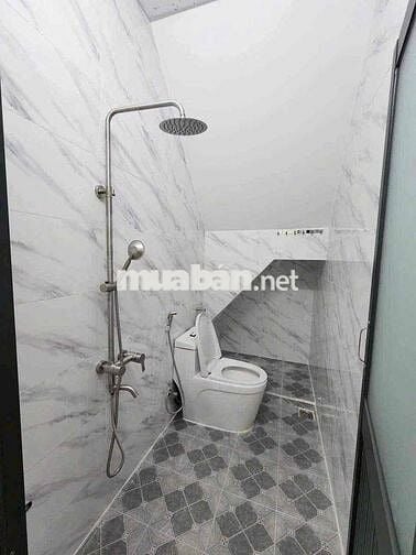CHO THUÊ NHÀ LIỀN KỀ 2PN CÓ NỘI THẤT MỚI 100% GẦN CHỢ PHÚ HOÀ