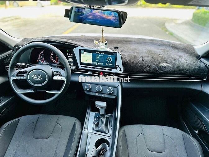 Hyundai Elantra 2023 1.6 AT Tiêu chuẩn  - 6000 km