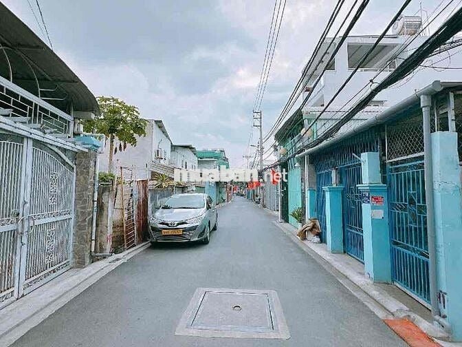 QUẬN 7 - ô tô vào - 4m x 20m - 3 tầng 6,39 tỷ rẻ nhất khu vực