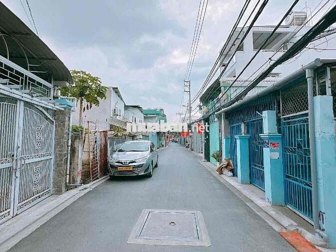QUẬN 7 - ô tô vào - 4m x 20m - 3 tầng 6,39 tỷ rẻ nhất khu vực