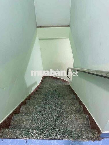 QUẬN 7 - ô tô vào - 4m x 20m - 3 tầng 6,39 tỷ rẻ nhất khu vực