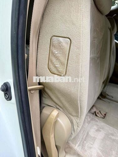 Toyota Fortuner 2011 2.5G dầu số sàn, full ghế nỉ