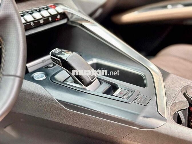 Peugeot 5008 2024 GT 1.6 AT - 19000 km