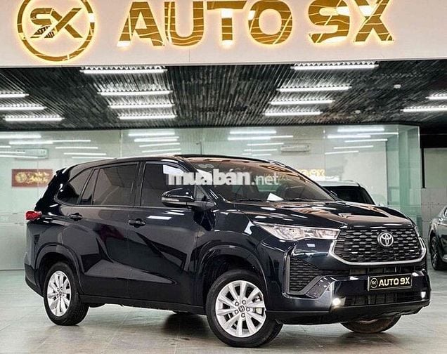 Toyota Innova Cross 2025 - 11000 Km