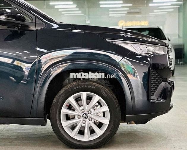 Toyota Innova Cross 2025 - 11000 Km