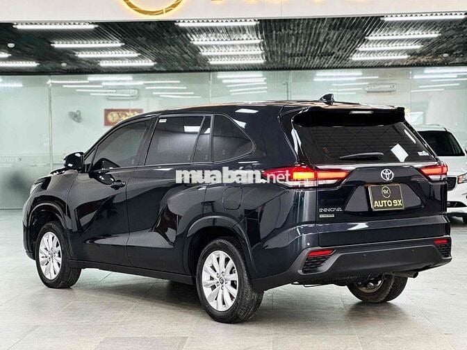 Toyota Innova Cross 2025 - 11000 Km