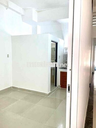 cho thuê CHDC gần bên Phố đi bộ Nguyễn Huệ