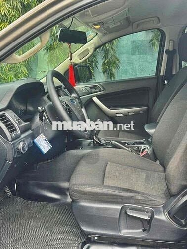 Ford Ranger XLS 2015 2.2L 4x2 AT hợp đi “cày”