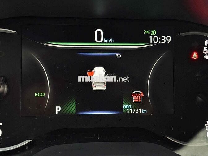 Toyota Innova Cross 2025 - 11000 Km