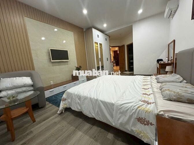 Bán căn hộ Silver sea Ba Cu, Vũng Tàu, 114m2, FULL NT,có ban công