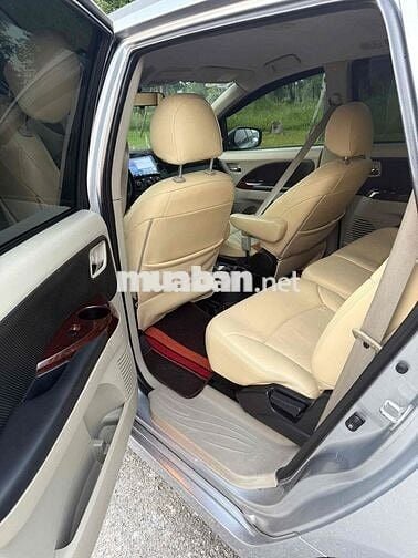 Mitsubishi Grandis 2008 2.4 AT