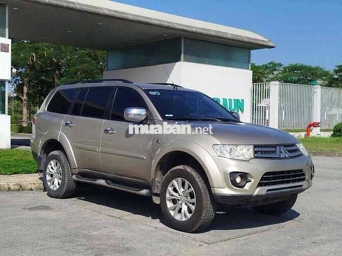 Mitsubishi Pajero Sport 2015