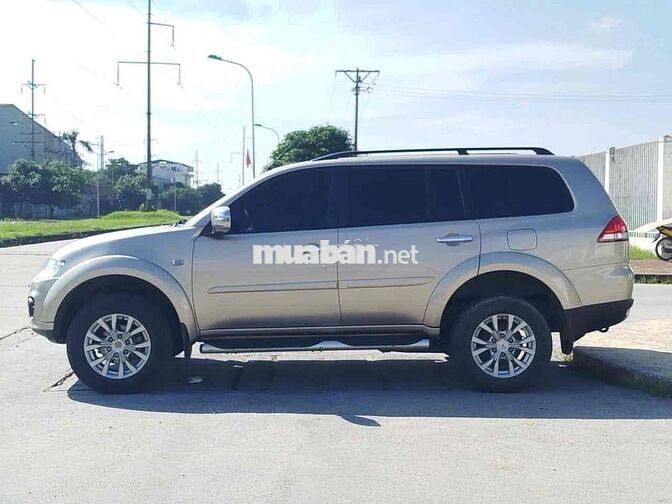 Mitsubishi Pajero Sport 2015