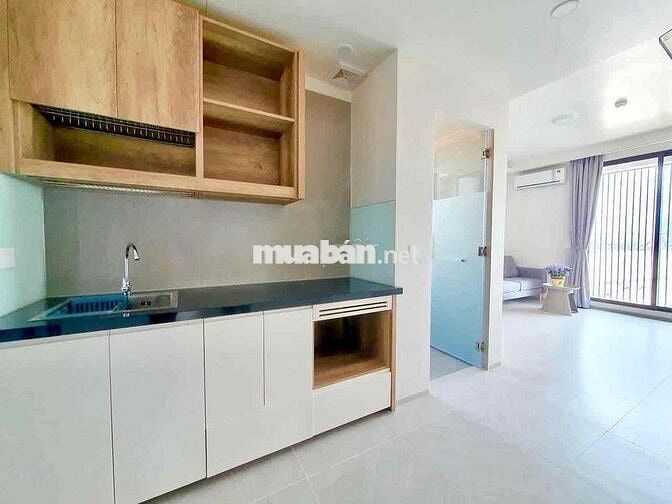 mơi xây phòng tách bếp cao cấp ở quận tư gần cầu Khánh Hội