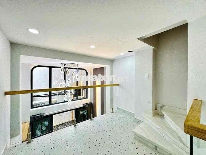 Giá hời, lâu lâu có một, nhà mới Nguyễn Đình Khơi- Tân Bình. DT 45m2