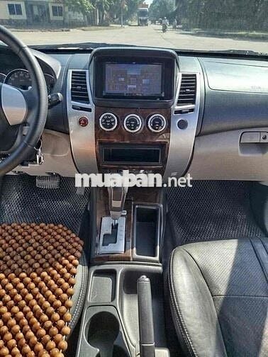 Mitsubishi Pajero Sport 2015
