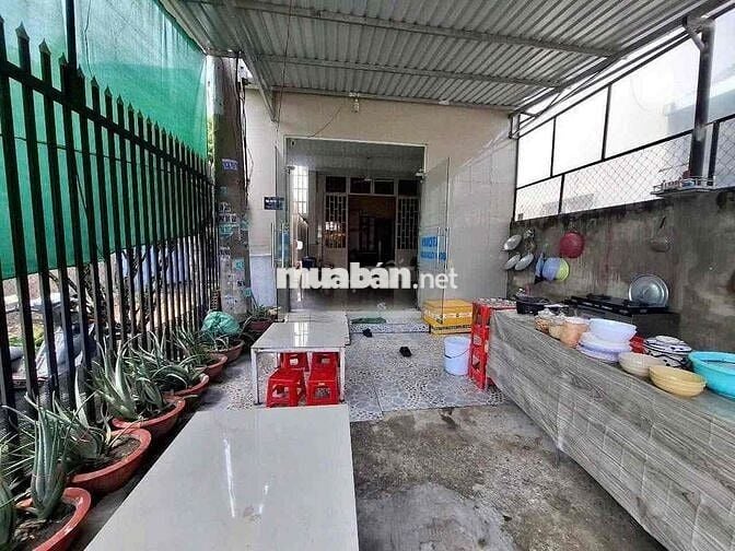 Nhà Mặt Tiền Đường 5X35m , 4 PN , Xuân thới thượng , , Hốc Môn
