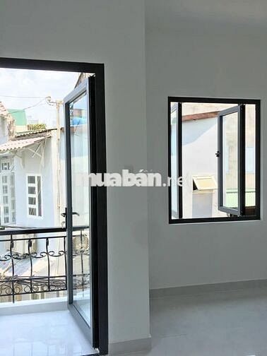 Mặt tiền Đồng Đen. P.14. Tân Bình 4.2x15.5m. 1 tầng; 2PN 2WC; 19tr
