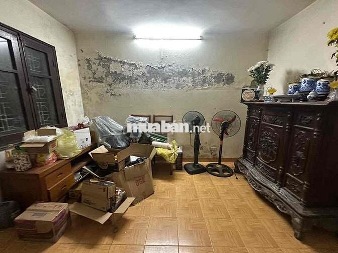 CẦN BÁN TẬP THỂ TẦNG 1 PHỐ PHƯƠNG MAI