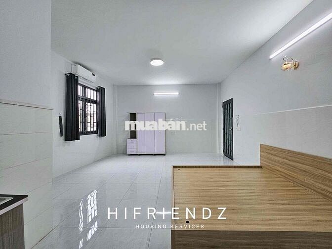 SIÊU PHẨM CỰC RỘNG 40m2 Ở NHIỀU NGƯỜI SẴN NỘI THẤT NGAY NGÃ TƯ BỐN XÃ