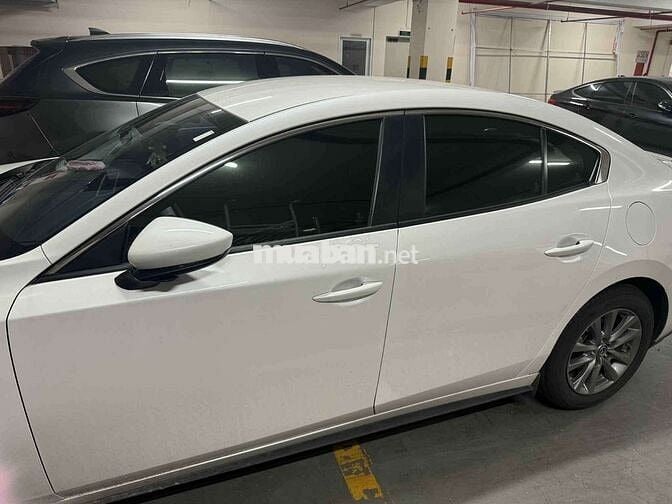 Mazda 3 2024 Luxury còn bảo hành
