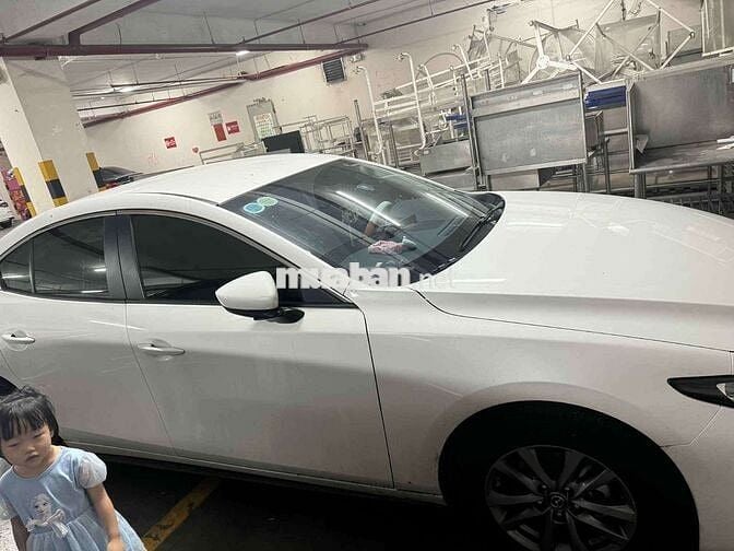 Mazda 3 2024 Luxury còn bảo hành