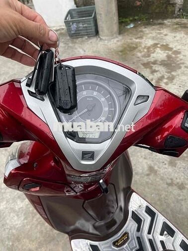 Cần bán lead 2020 1 chủ zin bóc li lông