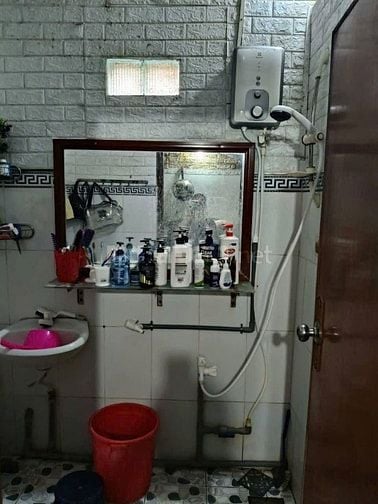 Nhà ngay TT Củ chi hạ giá về 830 triệu sẵn nhà đang kinh doanh, SHR
