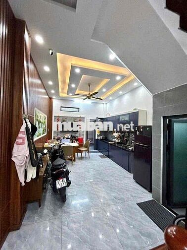 nhà 1 trệt 2 lầu gần VSIP1,đường 22/12 QL13,đầy đủ nội thất,đường 7m