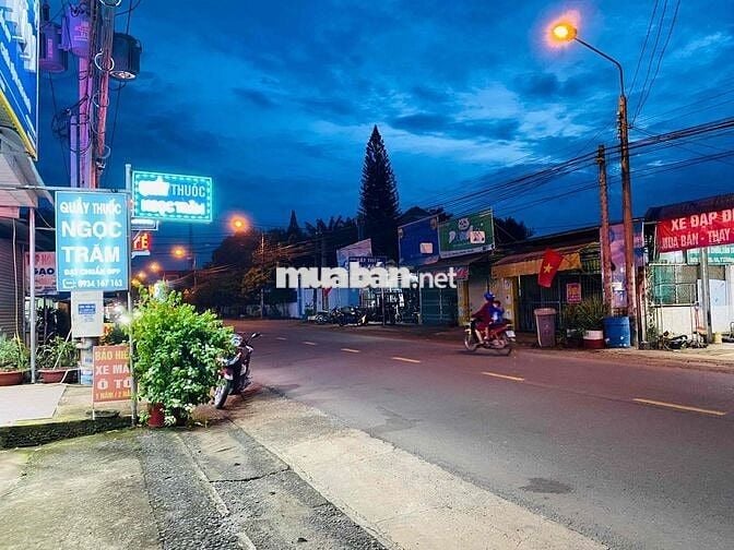 NHÀ SỔ R THỔ CƯ 697m2. 10m MẶT TIỀN KINH DOANH Đ NGUYỄN HOÀNG, TRẢNG B