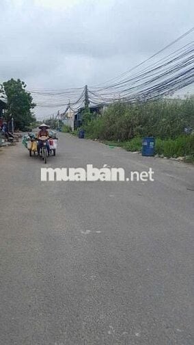 Bán đất lô góc, 2 mặt tiền khu dân cư TÂN ĐỨC