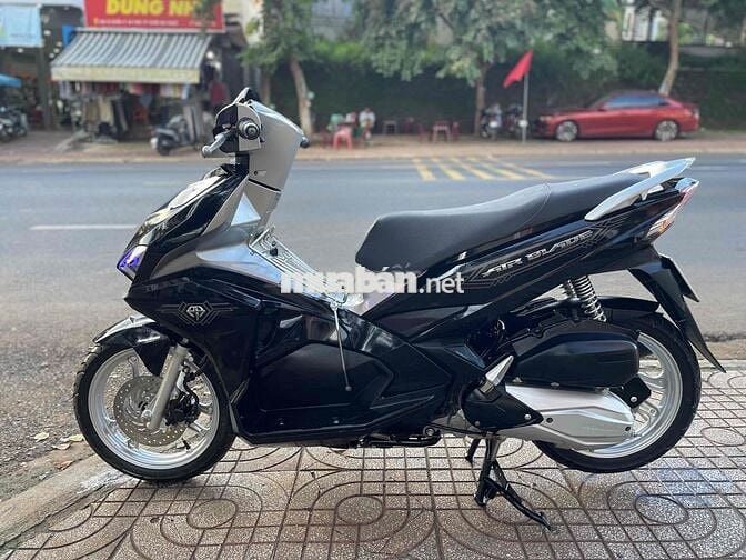 🌟Bán AirBlade.2019.125Fi.khoá ga đen bạc zin êm🌟