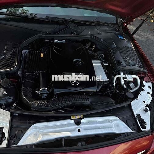 Mer c300 amg 2018 có hổ trợ góp 40% giá trị xe