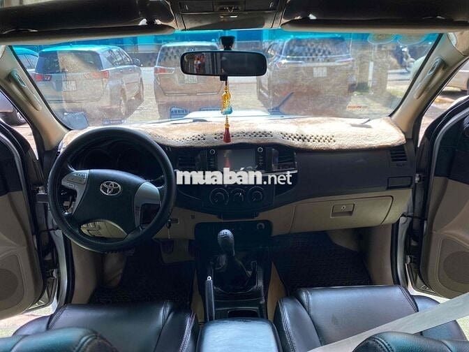 Toyota Fortuner 2014 2.5G 4x2 - 115000 km