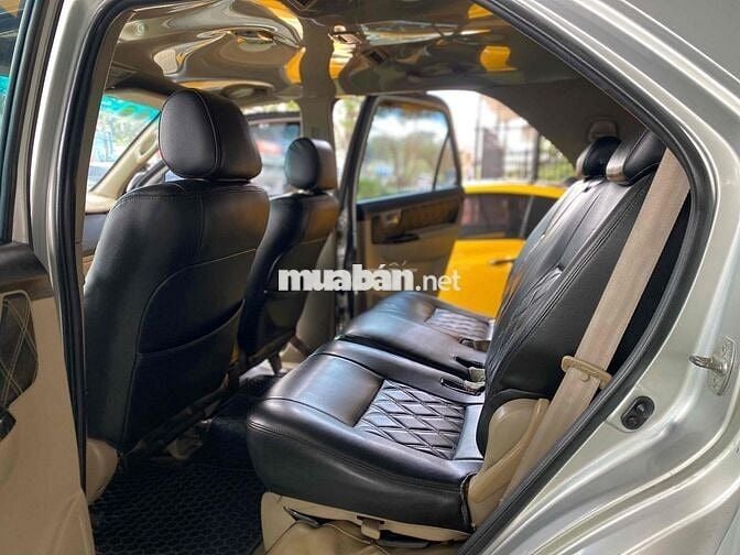 Toyota Fortuner 2014 2.5G 4x2 - 115000 km