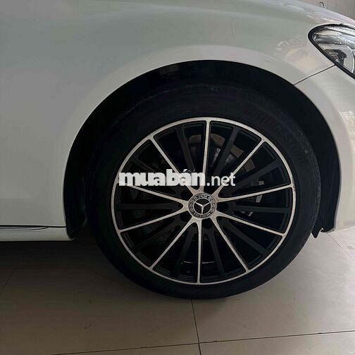 Mer 2021 C 200 Exclusive có hổ trợ góp 40% giá xe