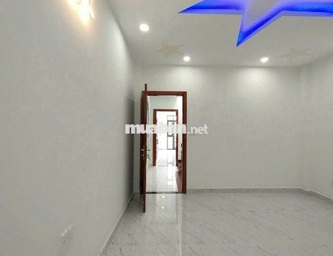 Cần cho thuê nhà 377/4A CMT8 P.12 Q.10