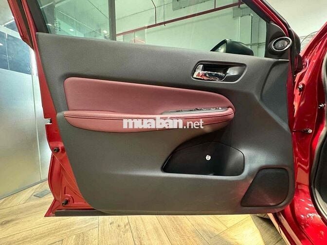Honda City 2025 - 17,00 km.xe mới nguyên zin.498tr