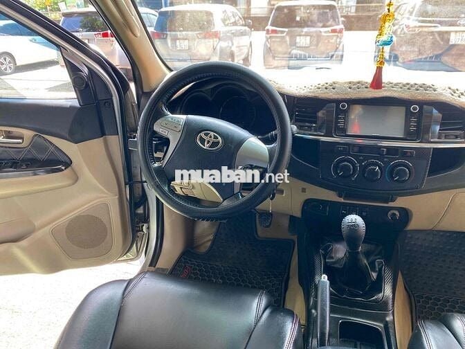 Toyota Fortuner 2014 2.5G 4x2 - 115000 km