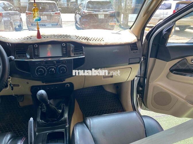 Toyota Fortuner 2014 2.5G 4x2 - 115000 km